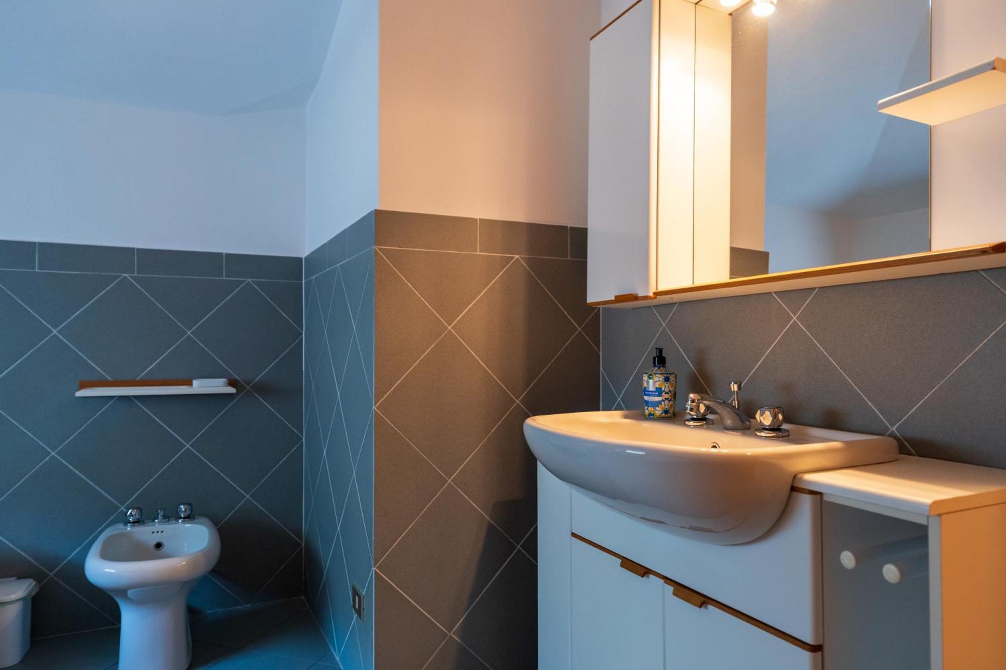 Stunning Apartment- Terrace And Swimming Pool Беллано Экстерьер фото