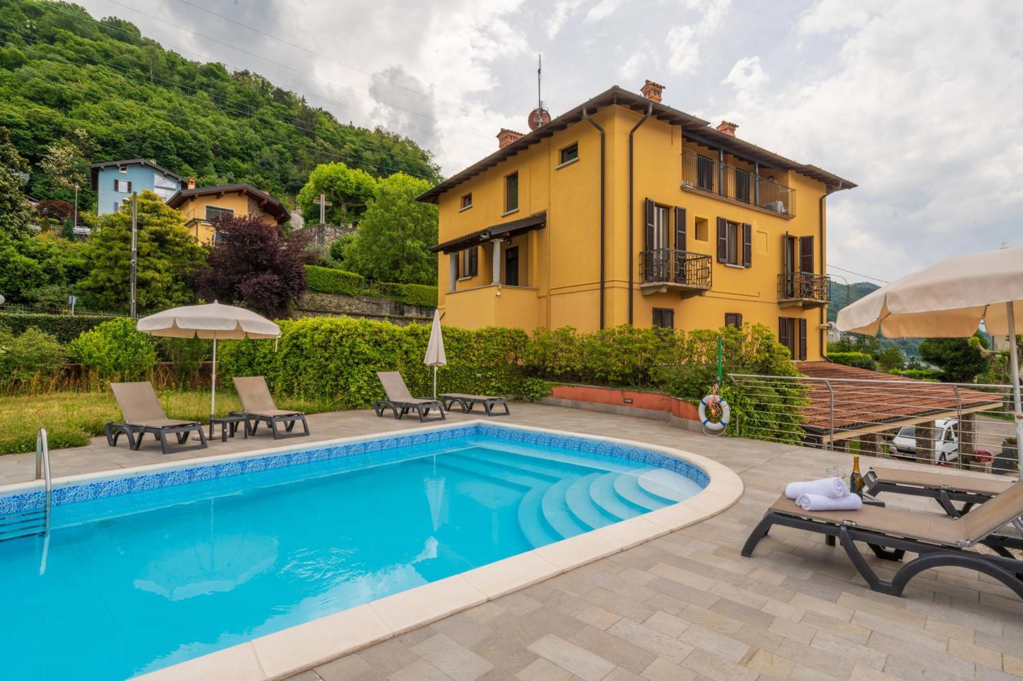Stunning Apartment- Terrace And Swimming Pool Беллано Экстерьер фото